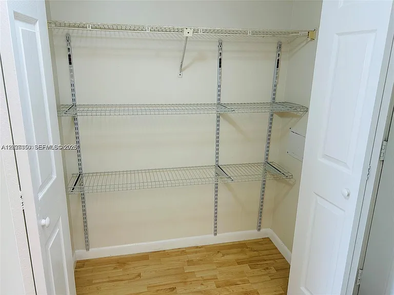 8600 N Sherman Cir #504 — Photo 16