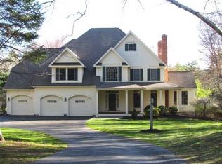 20 Spruce Ln, Weatogue, CT 06089