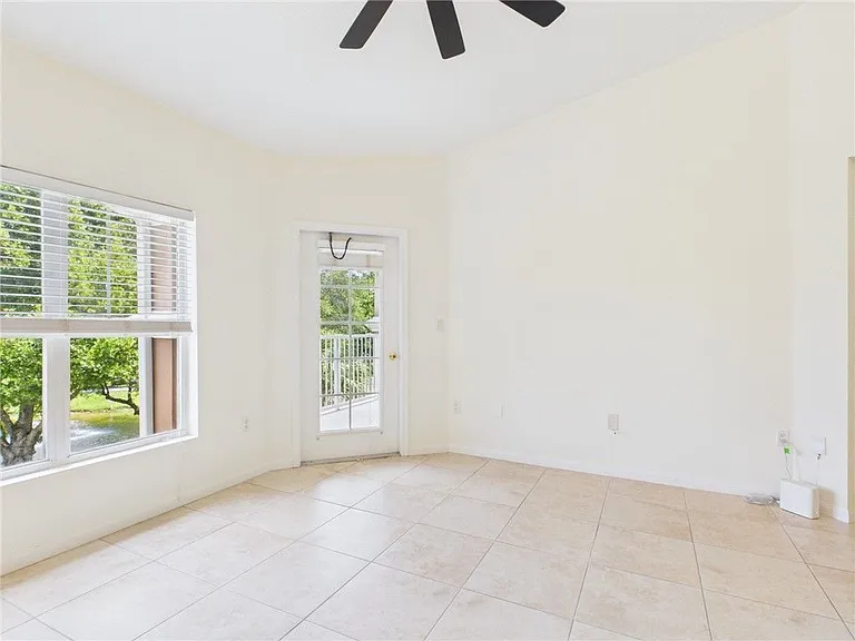 5060 Fairways Cir #F303 — Photo 3