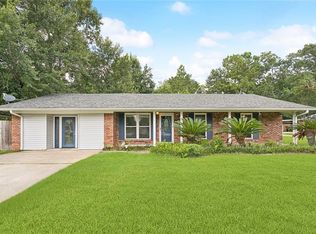 1344 Saint Theresa Pl, Slidell, LA 70460