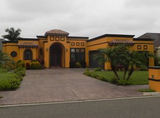 1607 E 30th St, Mission, TX 78574