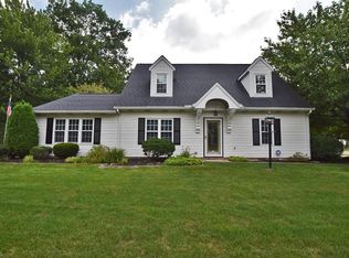 7153 Cornell Ln, Mentor, OH 44060