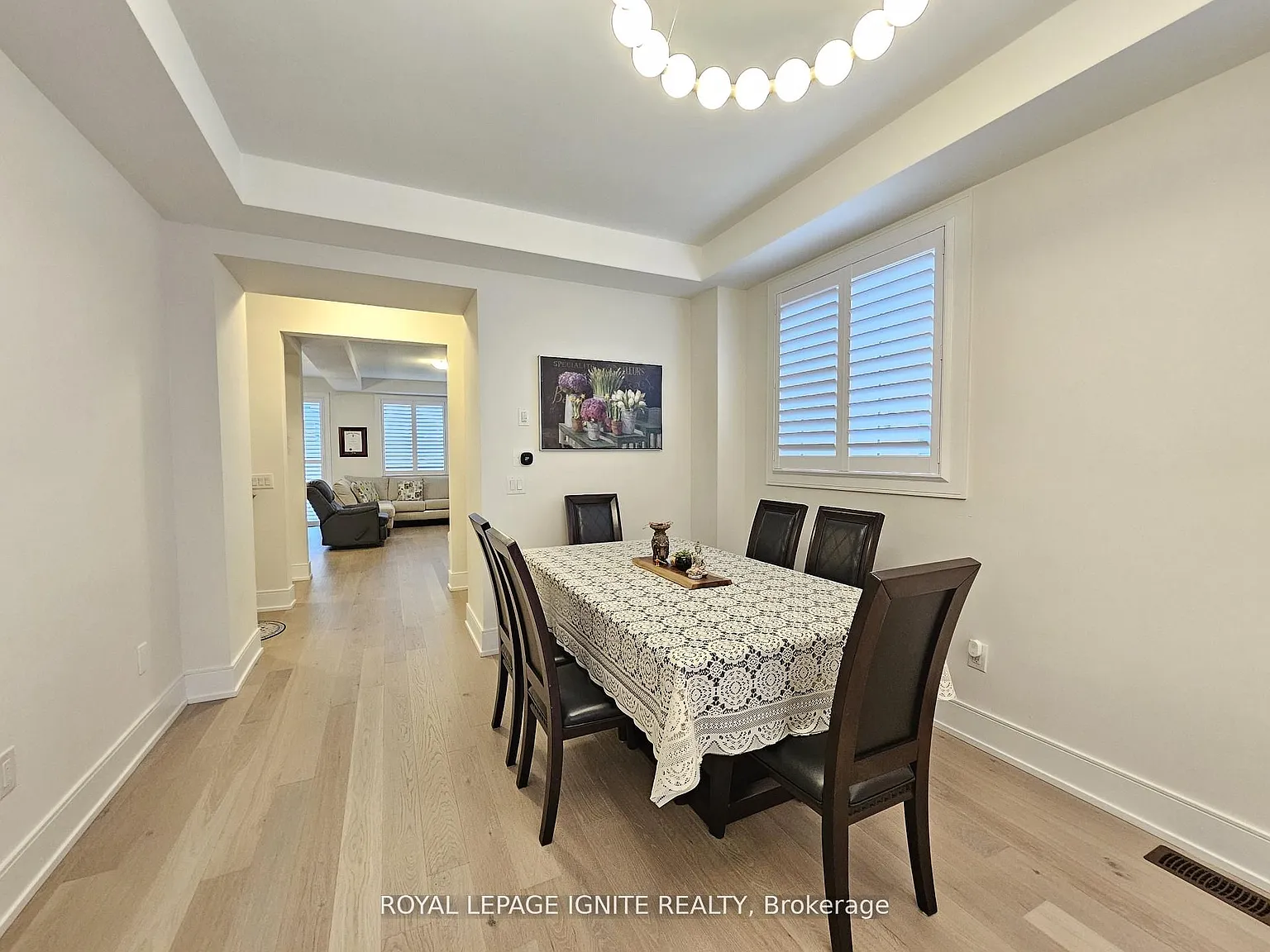 4 bed, $4,700 — Photo 4