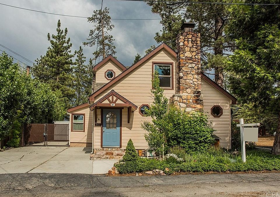 1st image of 341 Vista Ln