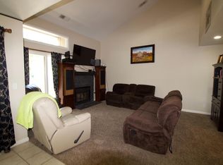 1237 S Noyes St, Visalia, CA 93277
