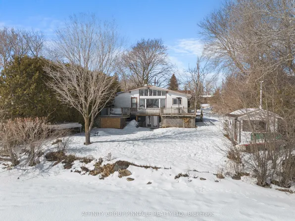 18 Lakeview Blvd, Kawartha Lakes, ON K0M 2C0