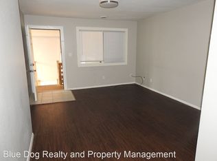 1935 W Stone St #104, Fayetteville, AR 72701