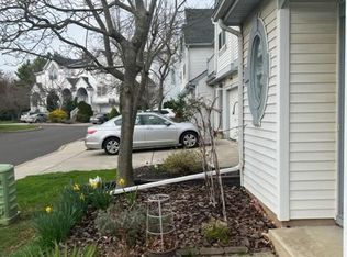 4704 Congress Ct, North Wales, PA 19454