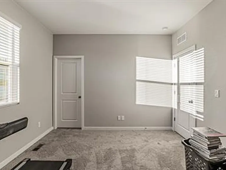 8017 Yampa River Ave — Photo 17