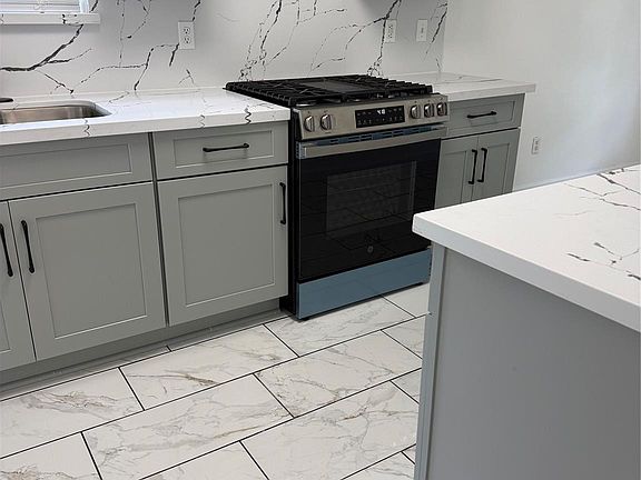 2nd image of 6423 Crim Ct