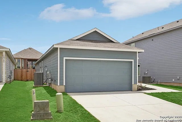 10750 Twyla Rd — Photo 3