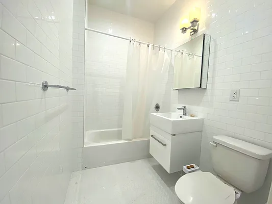 Rented by EXR | media 36