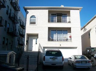 42 Tichenor St, Newark, NJ 07102