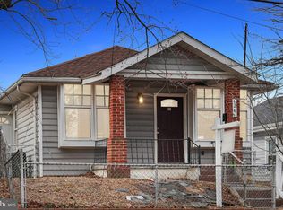 4243 Dix St NE, Washington, DC 20019