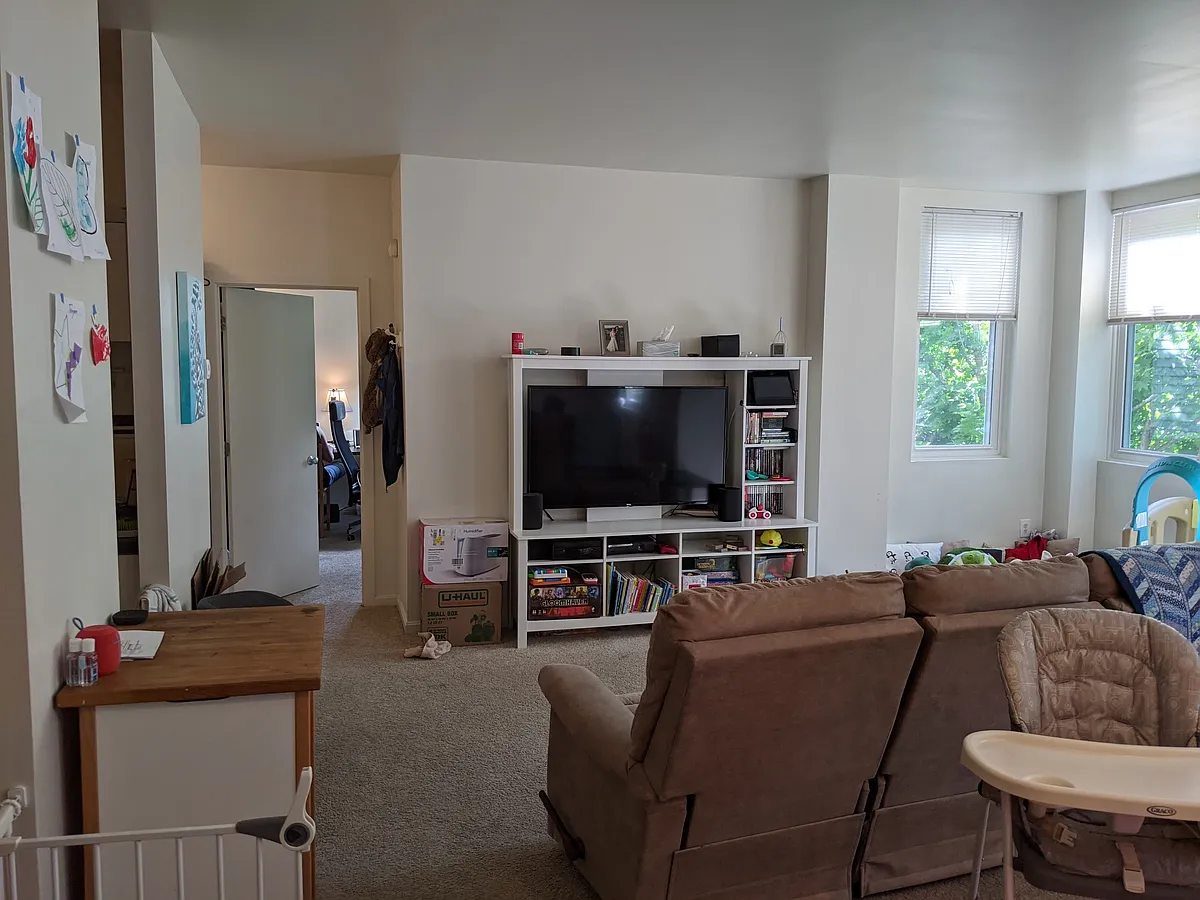 Photo 2 of 10 - 218 Thorndike St #207 - Cambridge, MA Building Photo - 218 Thorndike St #207