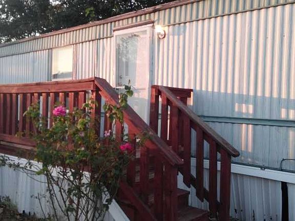 2nd image of 312 Jena Ave