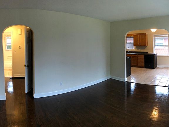 2nd image of 642 Maylawn Ave