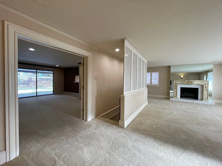 1124 Birch Ln — Photo 8