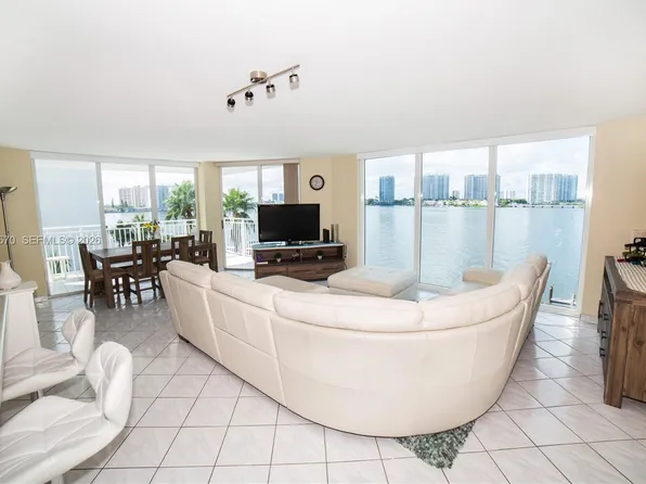 18000 N Bay Rd APT 404, Sunny Isles Beach, FL 33160