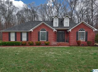 107 Whitfield Dr, Toney, AL 35773