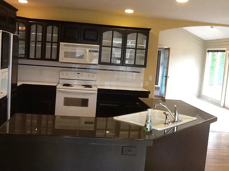 1948 E Cypress Point Dr — Photo 9