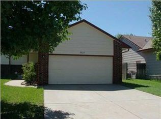 3609 N Governeour Cir, Wichita, KS 67226