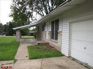 2nd image of 98 Skyline Dr