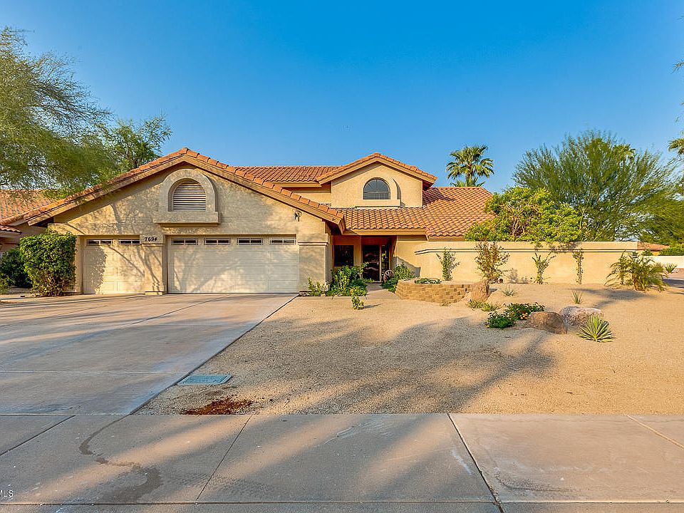 1st image of 7694 E Larkspur Dr