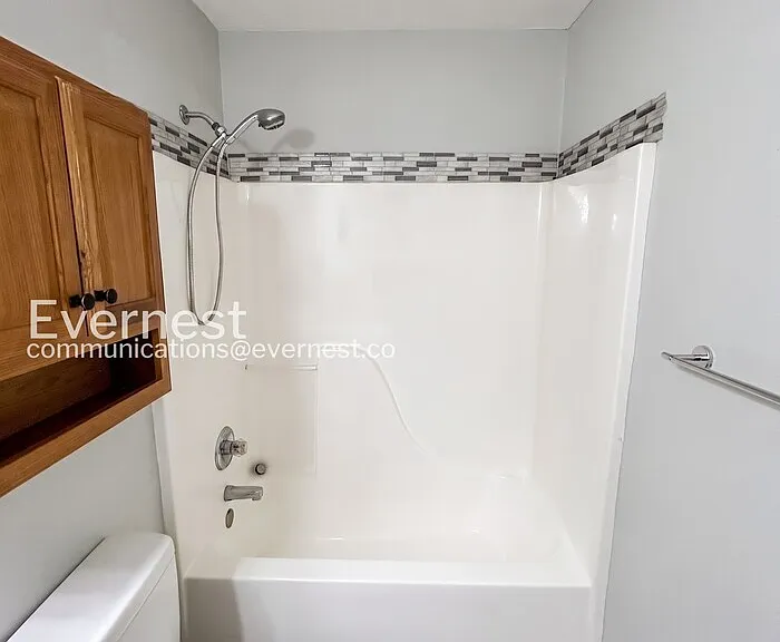209 Loch Lomand Dr — Photo 10