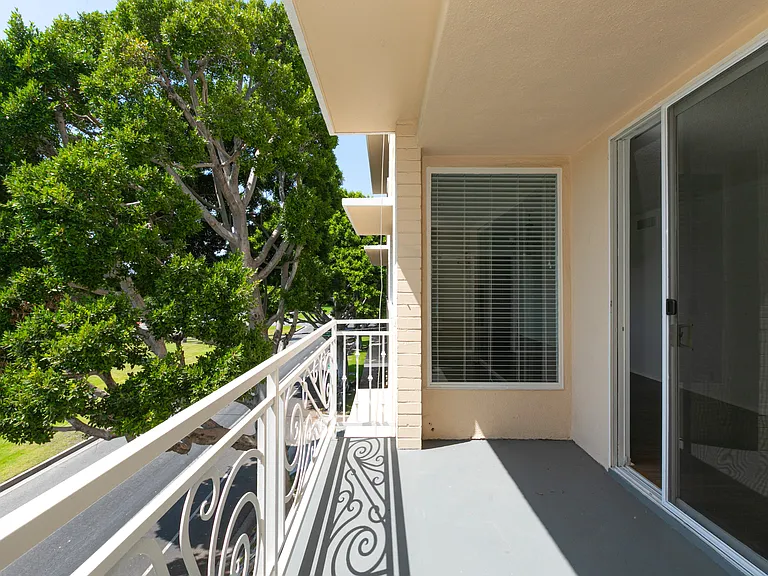 Beverly Regent — Photo 7