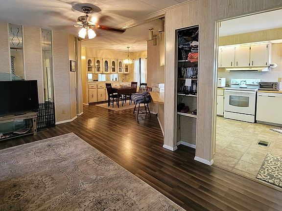 2nd image of 7000 20th St Lot 752
