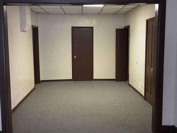 2nd image of 1305 Prescott St