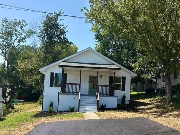 808 N B St, Lenoir City, TN 37771
