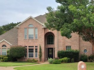 2 Pamela Ct, Mansfield, TX 76063