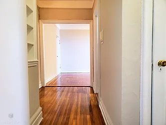 Rented by Hillel Realty Group