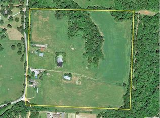 1090 Hilltop Rd, Noel, MO 64854