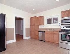 4th image of 527 Fairmont Ave