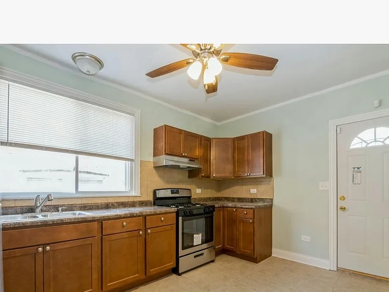 8035 S Marquette Ave #3 — Photo 8