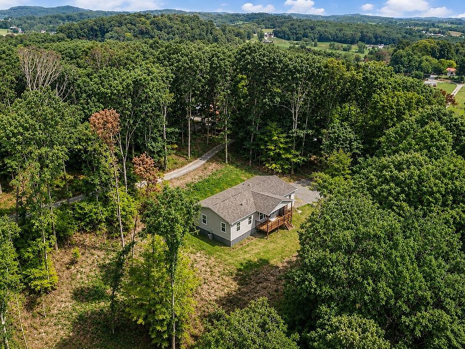 1st image of 370 Pritchard Rd