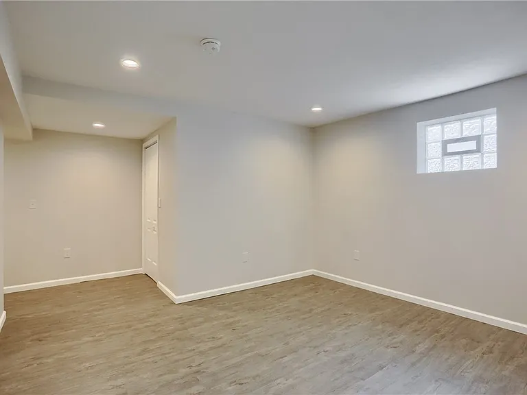 2501 Wildwood Rd — Photo 19