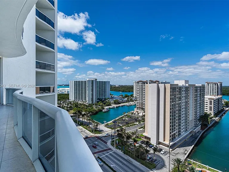 16001 Collins Ave #1505 — Photo 9