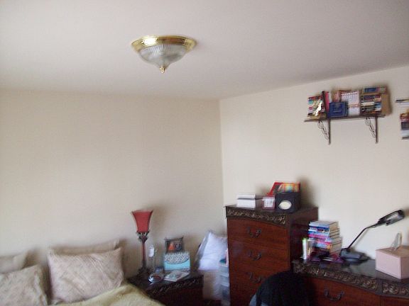 5th image of 5355 N California Ave #307