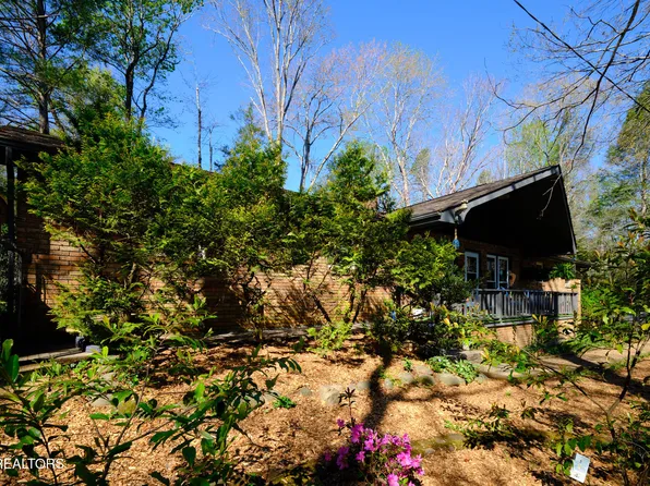 543 Reba Ln, Gatlinburg, TN 37738