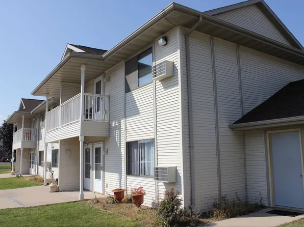 Sullivan Gardens, 450 Sullivan St #1, Oshkosh, WI 54902