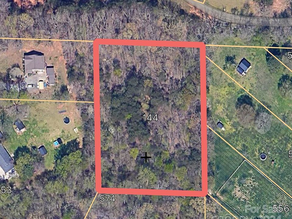 1st image of 144 Walnut Hollow Ln