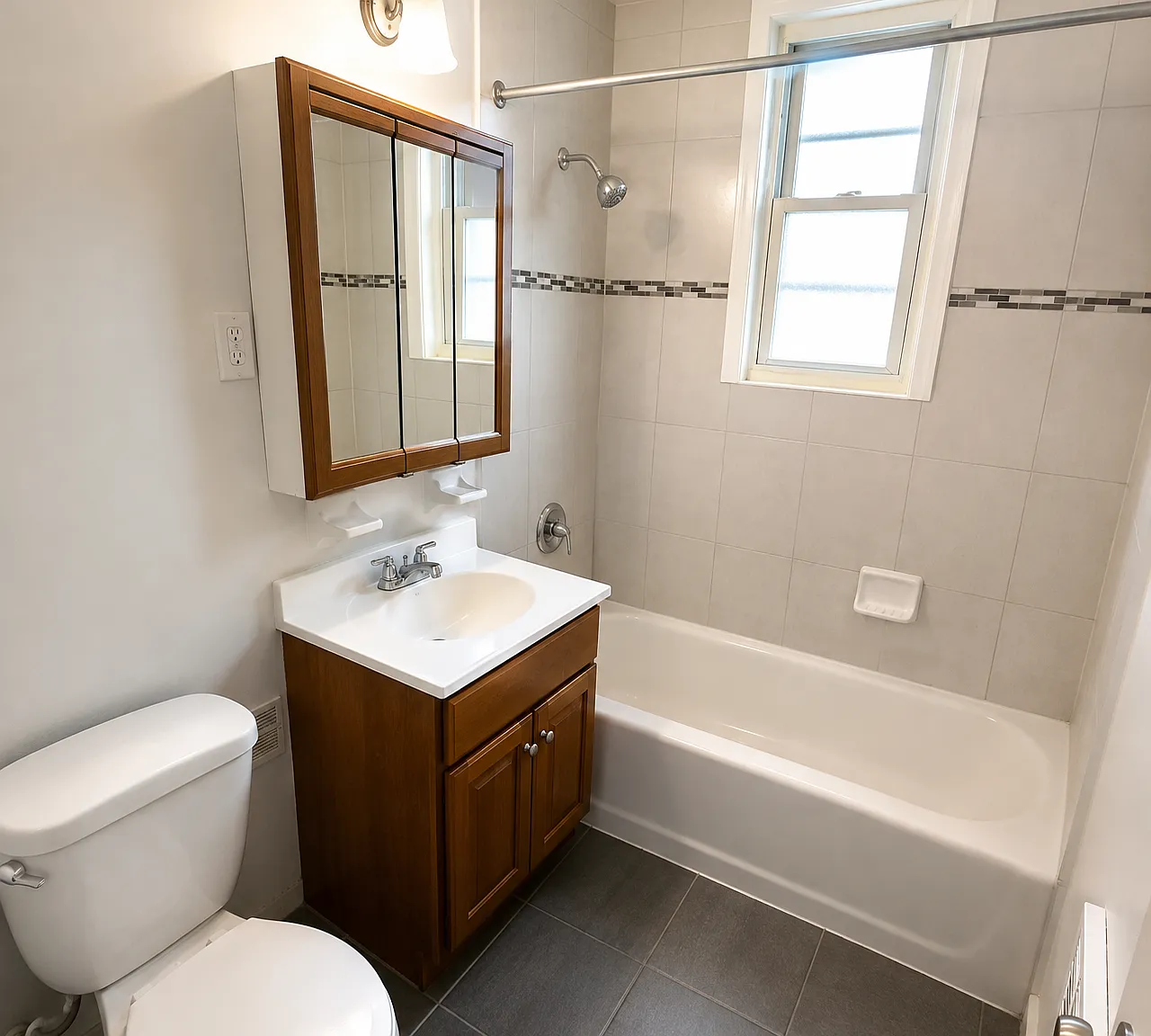 2 bed, 650 sqft, $1,850 — Photo 2
