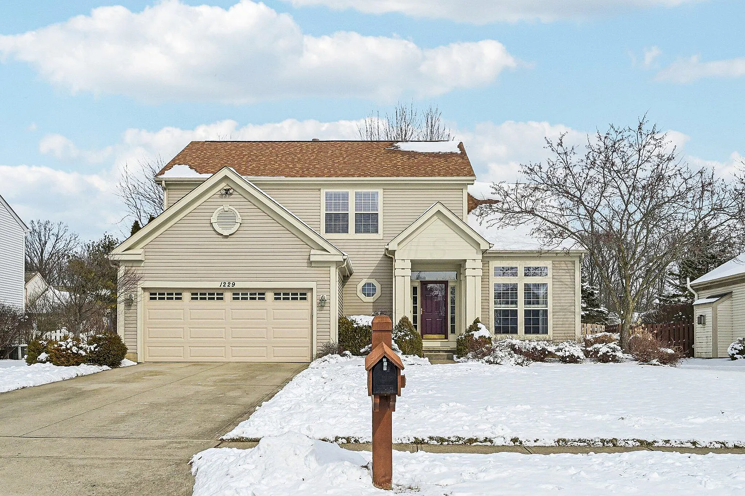 1229 Briarshore Way photo 1