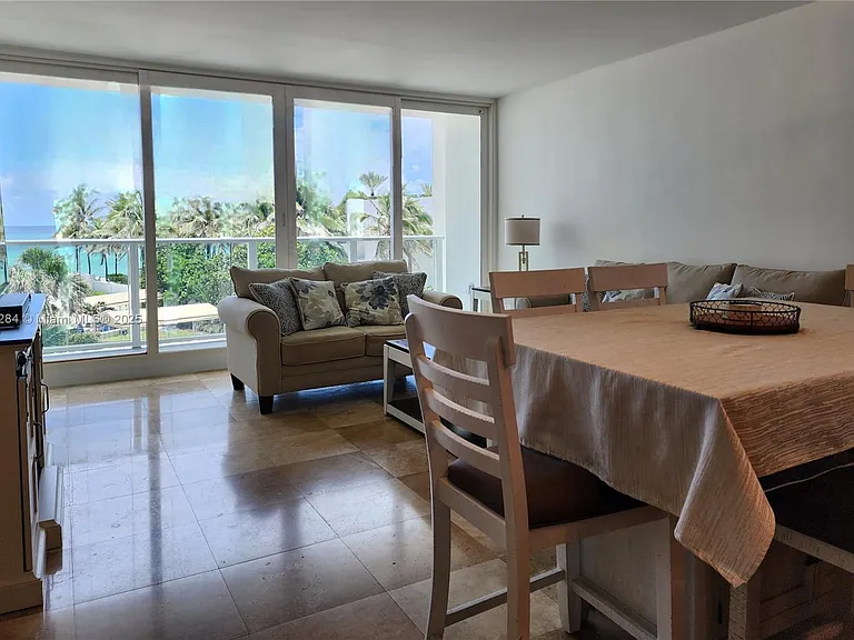 3505 S Ocean Dr #320 — Photo 3