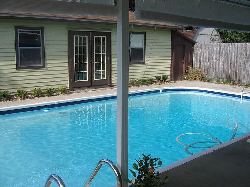 Pool and Pool house