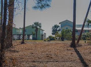 411 Gulf Pines Dr, Port Saint Joe, FL 32456